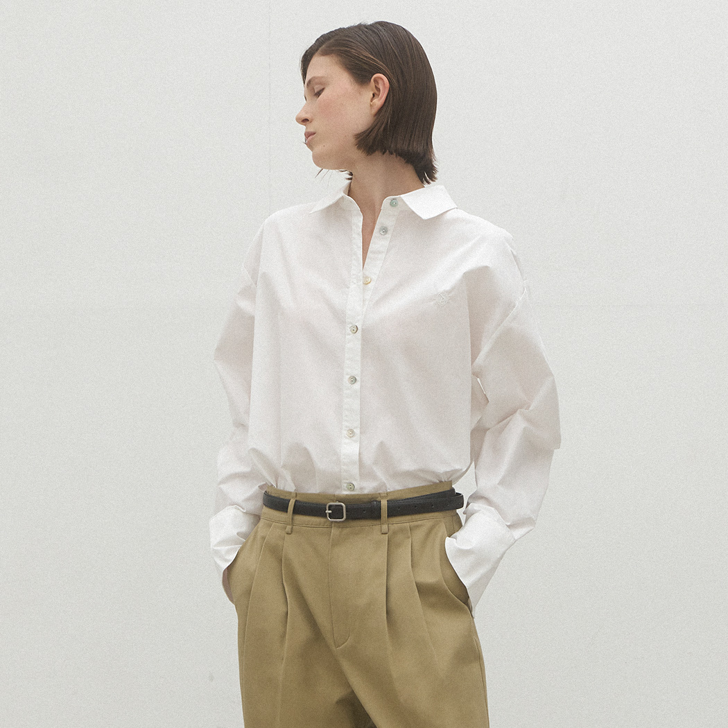 아틀리에나인 (Z-BL-4168)ESSENTIAL SOLID OVERFIT SHIRT
