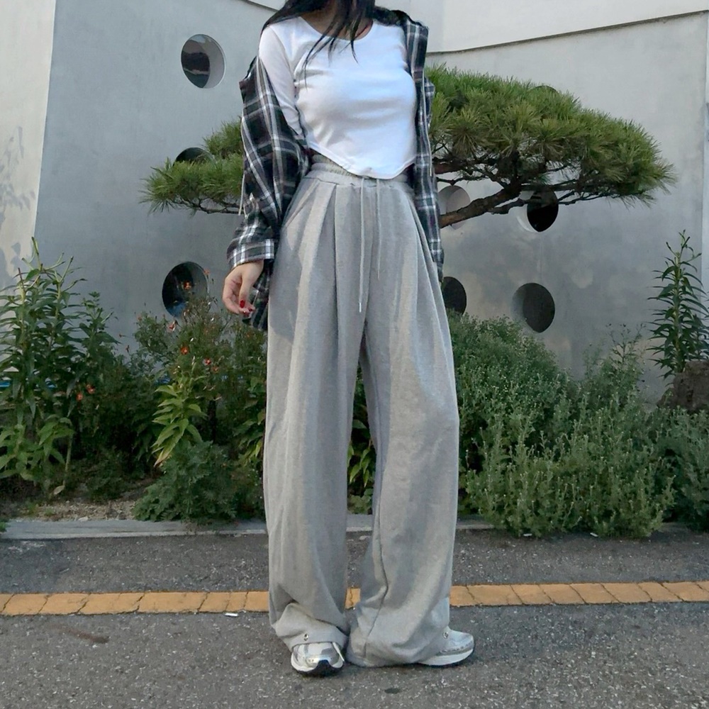 https://cf.product-image.s.zigzag.kr/original/c/14/918/765/149187659-7132572773623307794.jpeg