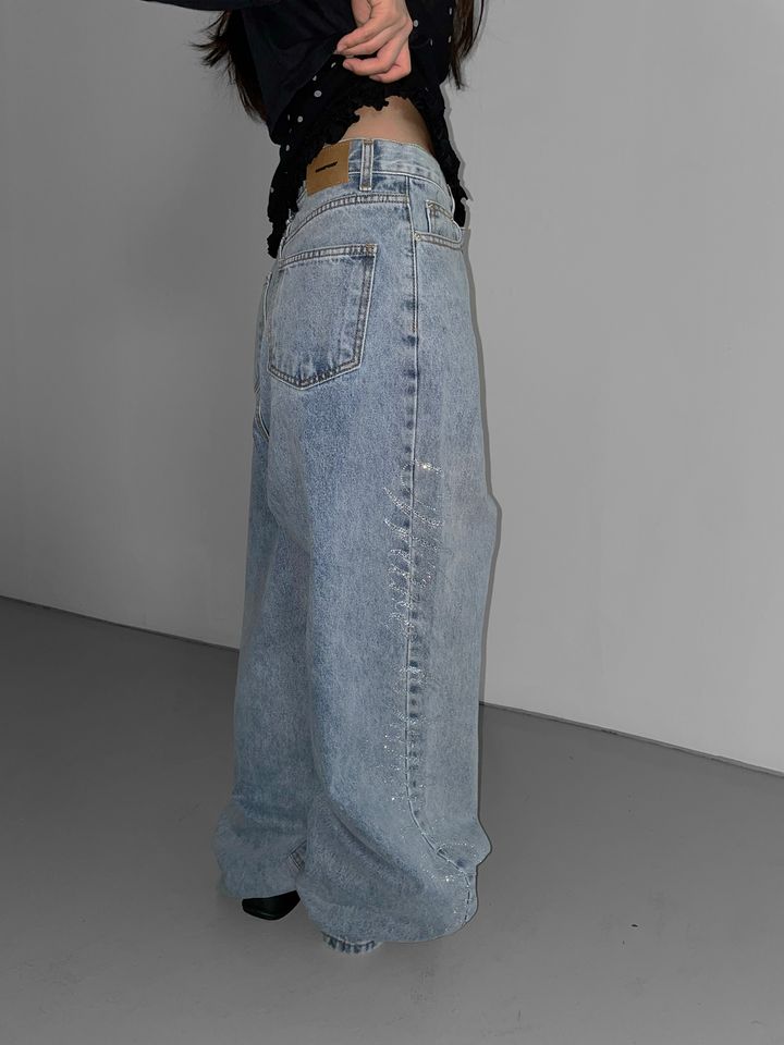 【THEAIRTOWN】pix lettering denim pt 디에어타운 pix lettering denim pt 2 color)