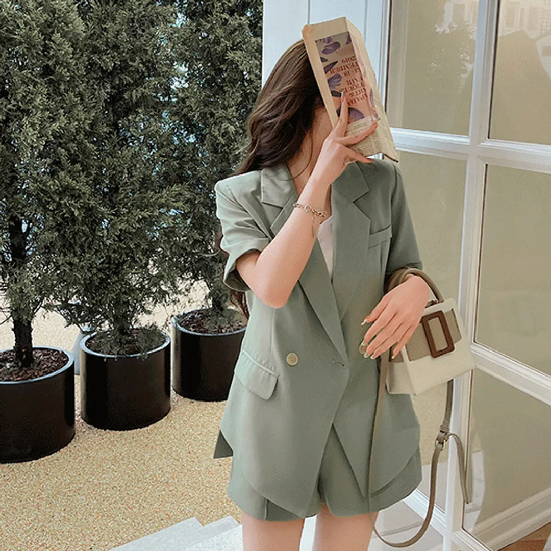 ショルダーパッドセットアップジャケットショートパンツ