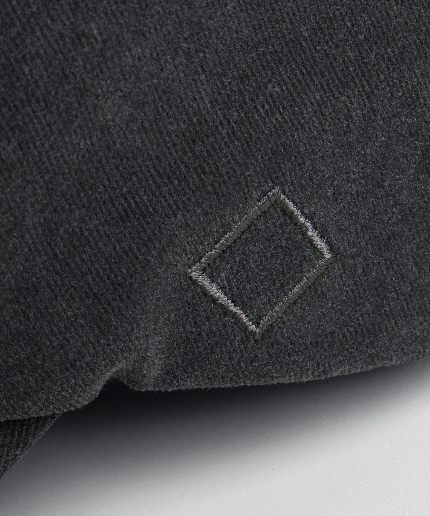 플래토 피그먼트 볼캡 HY CAP DARK GREY
