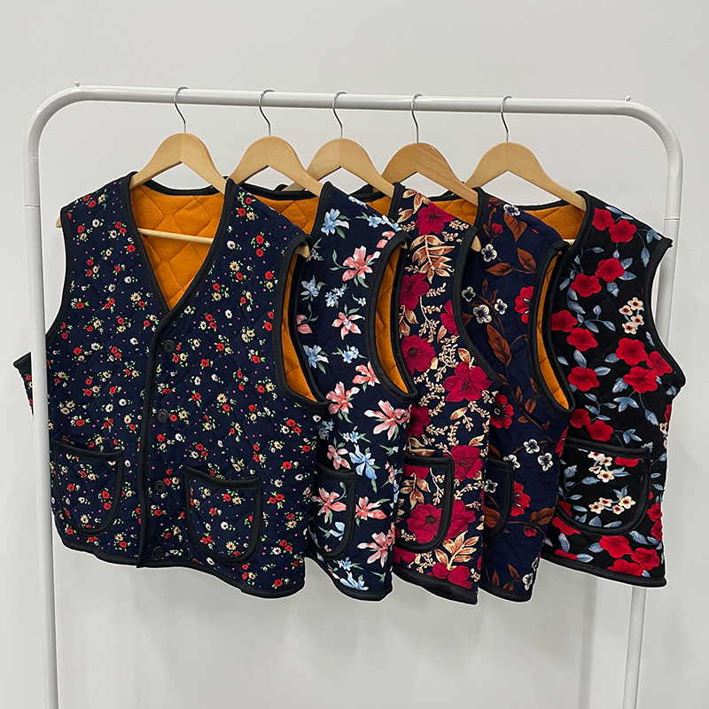 온더블리 💥단품가능/김장조끼+바지set💘촌캉스룩 레트로 누빔 패딩 조끼 바지 김장세트// (16st) 여자친구 남자친구 룩 그랜마 룩