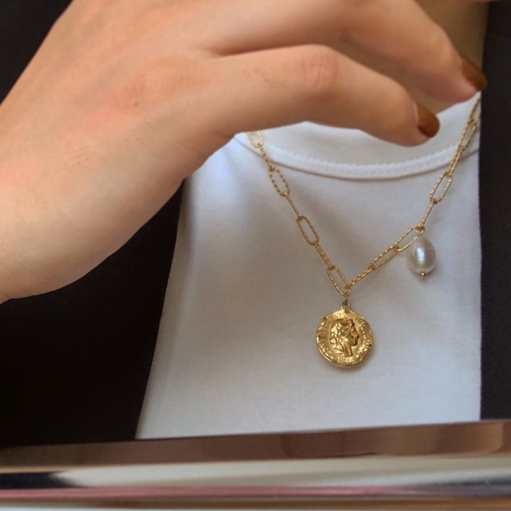 에델뮤트 18KGP 비너스 코인 펜던트 천연담수진주 목걸이