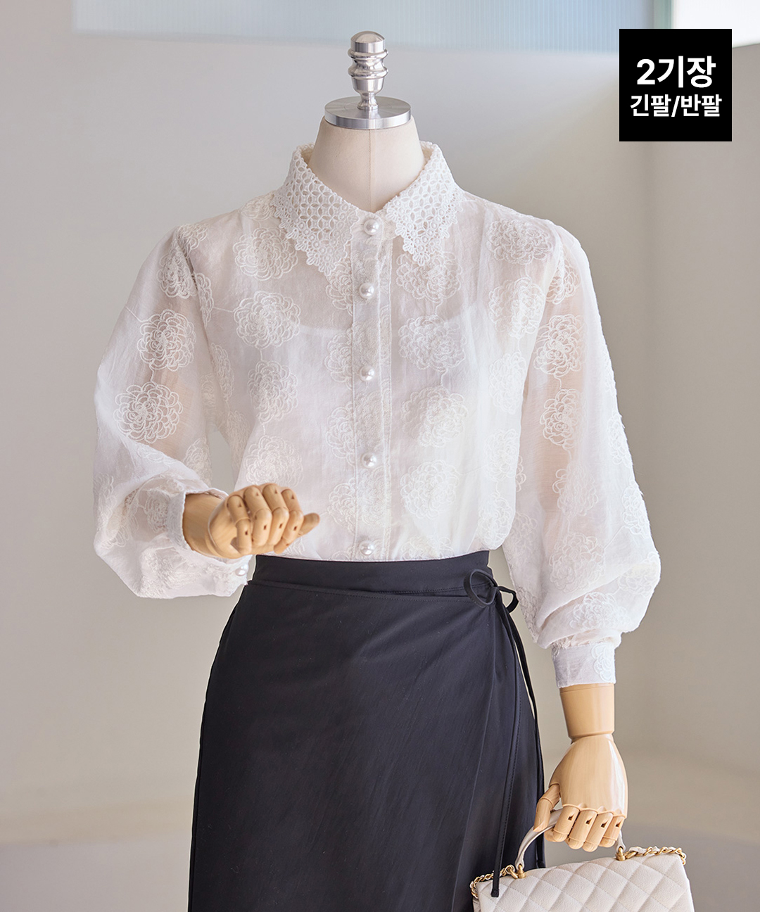 [커스텀에이블] [긴팔/반팔 선택가능] 로맨틱 플라워 자수 레이스 카라 블라우스_T2603BL037A