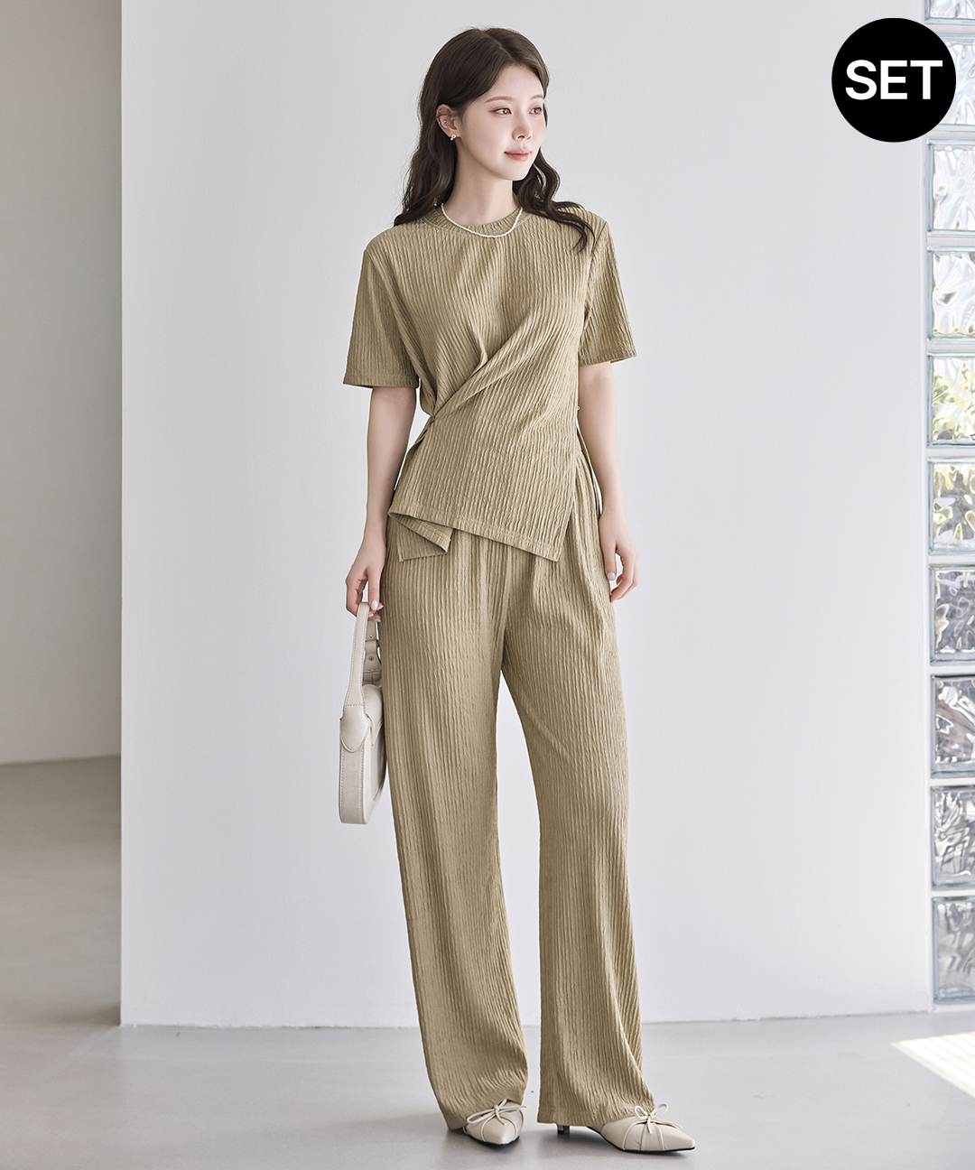 [모리스커밍홈] [SET]링클 랩 티셔츠 와이드 팬츠 셋업_M2604SE040B